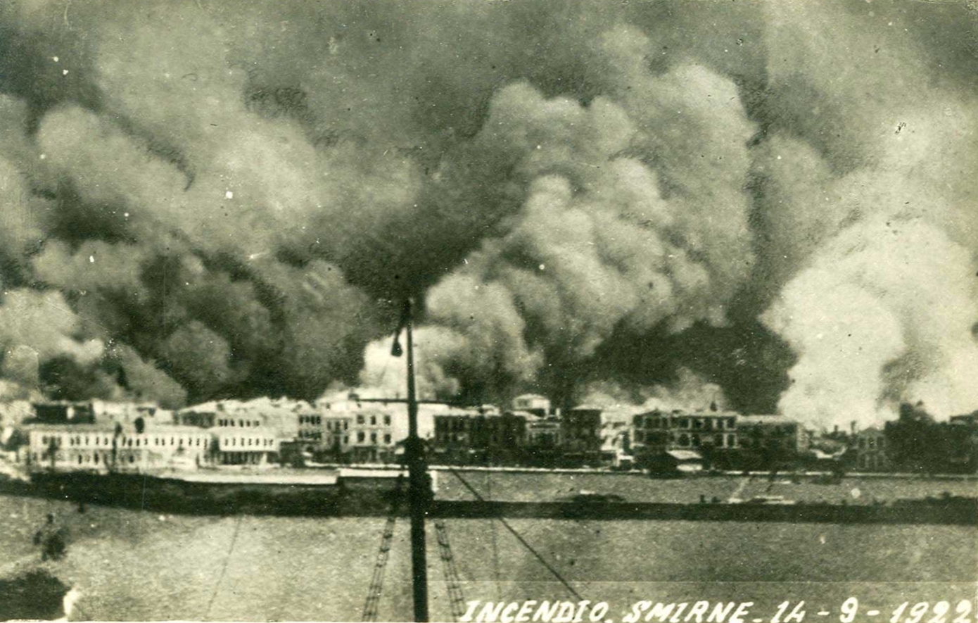 Φωτια σμύρνη 1922
