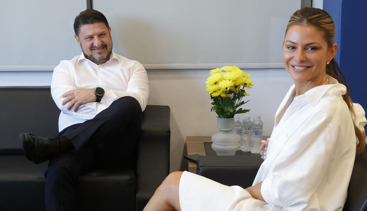 Μαρία Μενούνος Μαρία Μενούνος