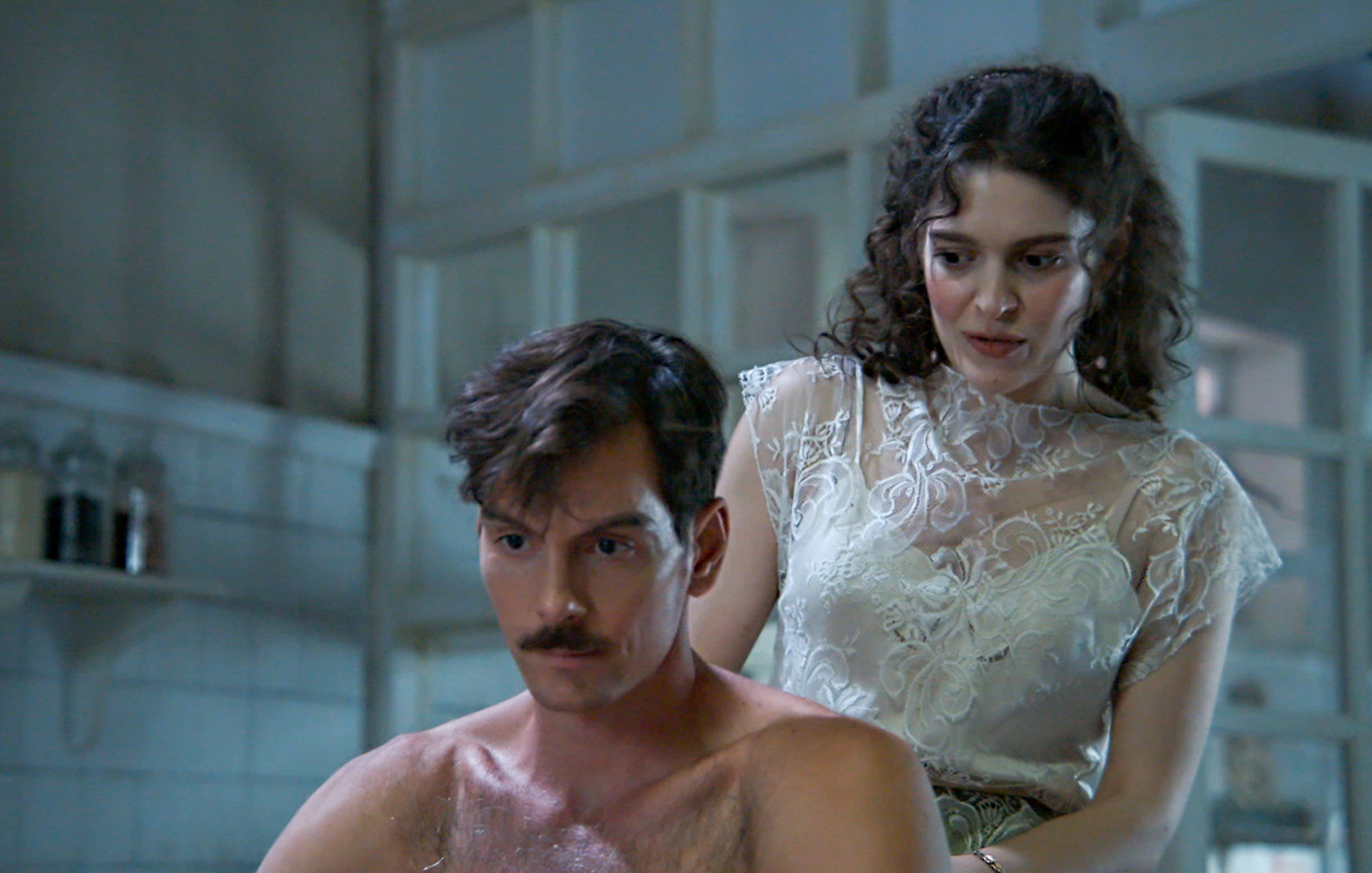 GRAND HOTEL GRAND HOTEL