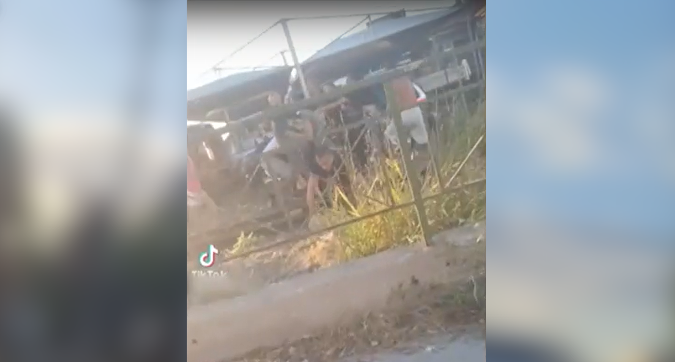Βίντεο-ντοκουμέντο με την επίθεση Ρομά σε αστυνομικούς κατά τη διάρκεια ελέγχου – Τους γρονθοκόπησαν και τους δάγκωσαν
