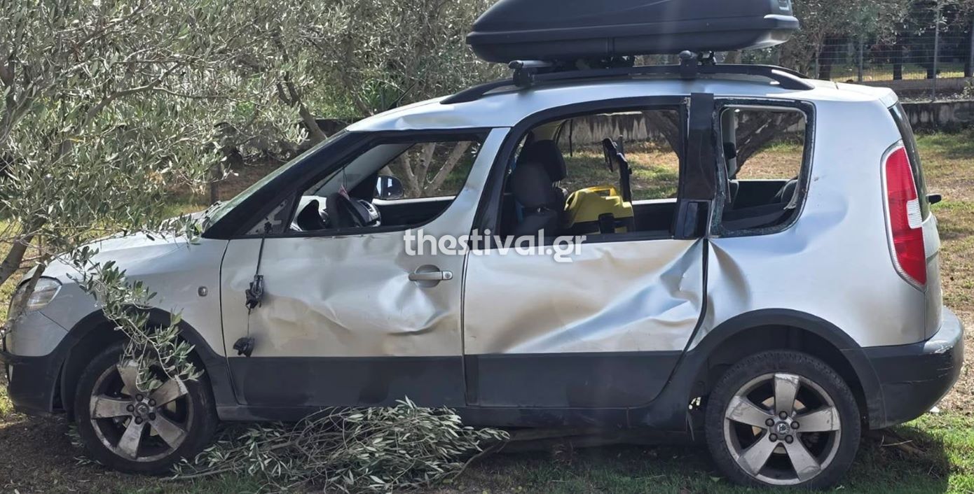 Σοβαρό τροχαίο στη Θεσσαλονίκη: Κρατείται ο οδηγός του αυτοκινήτου που παρέσυρε ζευγάρι και το δίχρονο παιδί τους – Διασωληνωμένοι οι γονείς