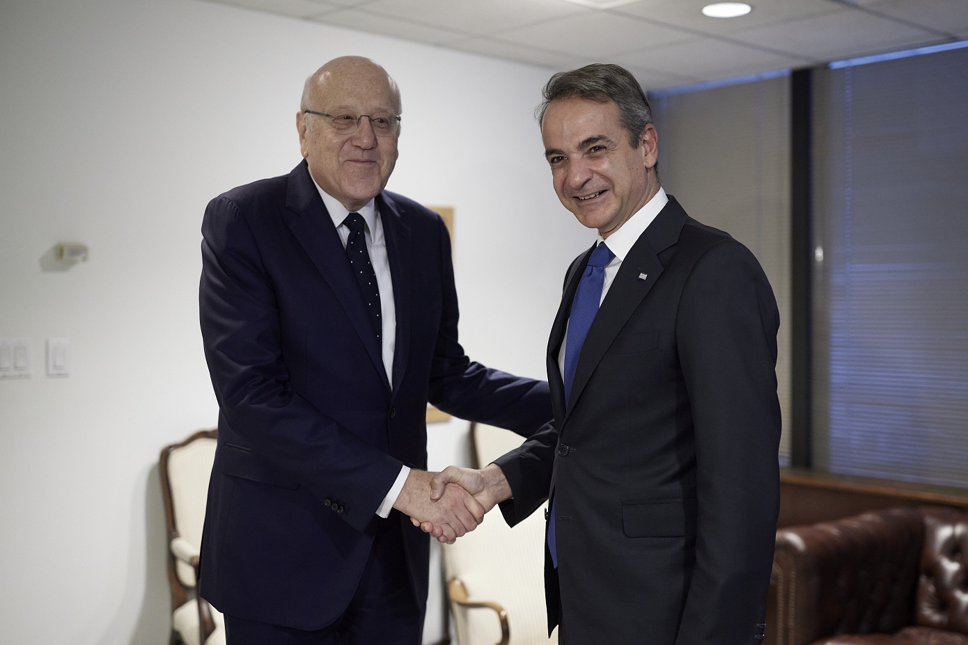 Συνάντηση Κυριάκου Μητσοτάκη με τον πρωθυπουργό του Λιβάνου – Στηρίζουμε την πρόταση για άμεση εκεχειρία 21 ημερών