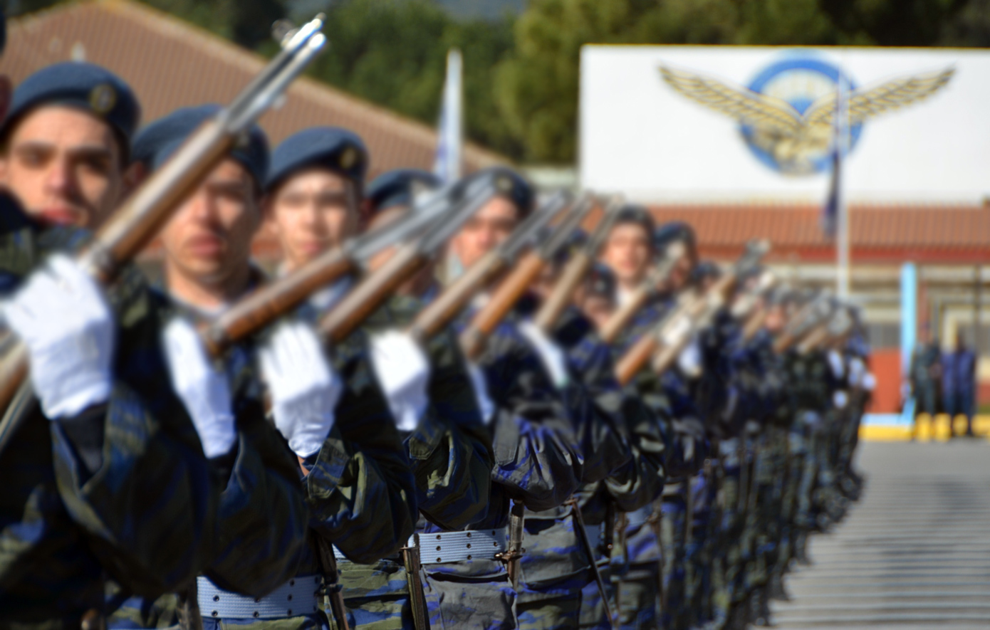 Εντυπωσιακή άνοδος στις στρατιωτικές σχολές το 2026: Τι δείχνουν τα στοιχεία του υπουργείου Εθνικής Άμυνας