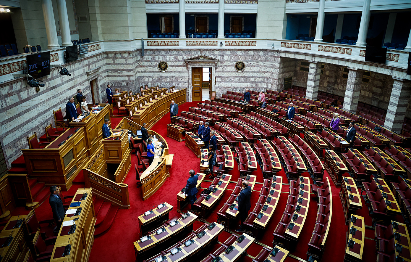 Ψηφίστηκε το νομοσχέδιο για την κύρωση νέας σύμβασης παραχώρησης της Αττικής Οδού – Πότε μειώνονται τα διόδια