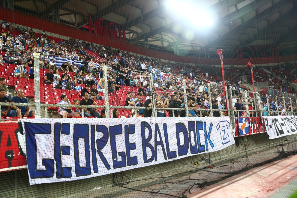 Πανό για τον Τζορτζ Μπάλντοκ Πανό για τον Τζορτζ Μπάλντοκ