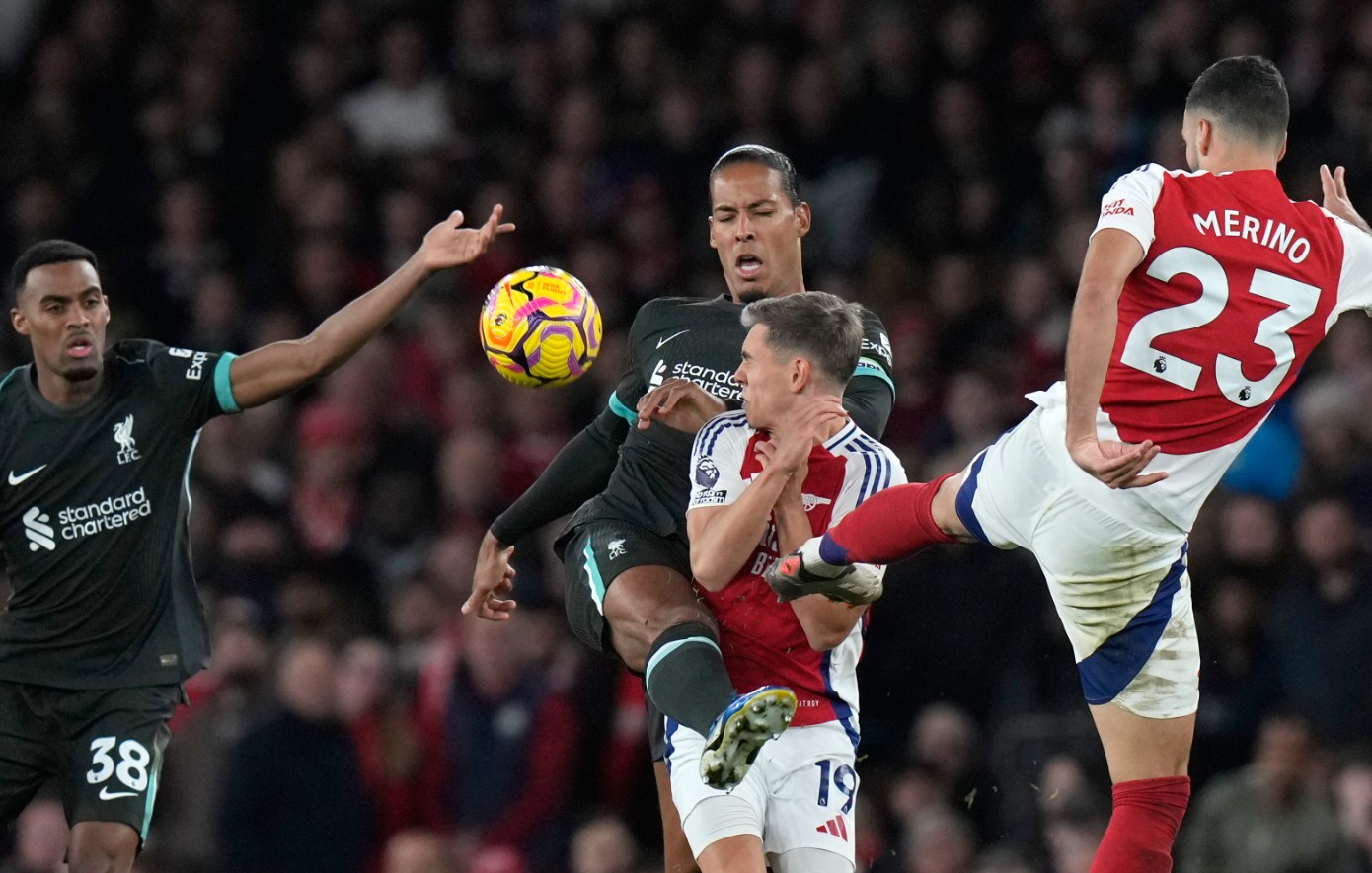 Premier League: Χωρίς νικητή το Άρσεναλ – Λίβερπουλ, ανέβηκε 1η η Μάντσεστερ Σίτι
