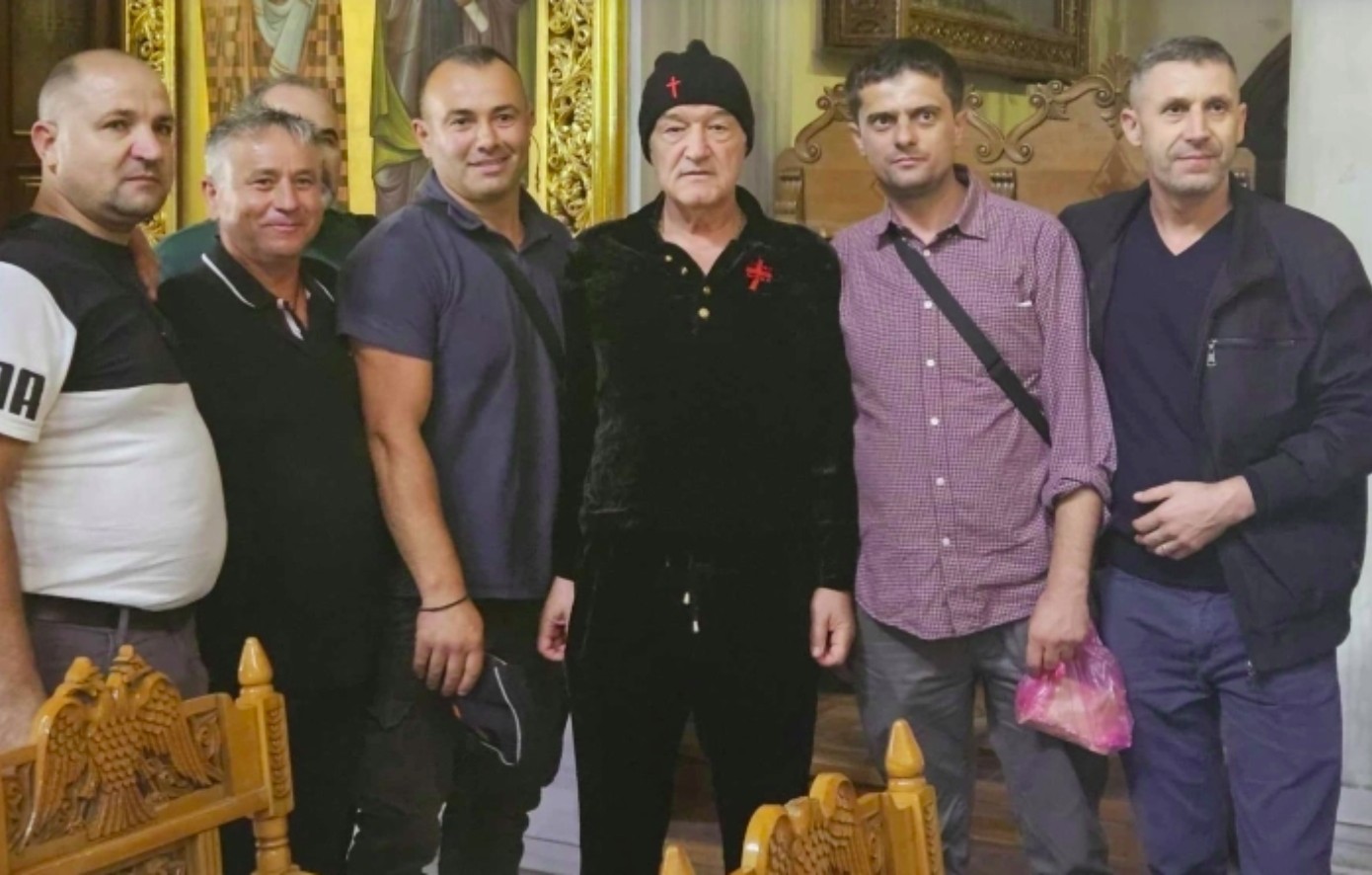 ΠΑΟΚ – Στεάουα: Περιήγηση στις εκκλησίες της Θεσσαλονίκης και… κήρυγμα από τον πρόεδρο Μπεκάλι