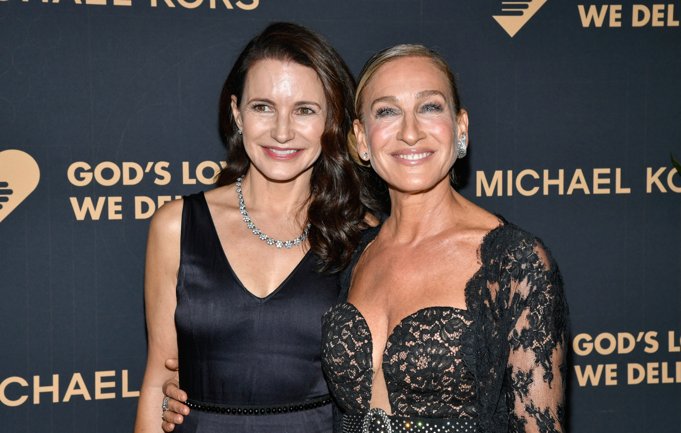 ΚΡΙΣΤΙΝ ΝΤΕΙΒΙΣ ΣΑΡΑ ΤΖΕΣΙΚΑ ΠΑΡΚΕΡ ΚΡΙΣΤΙΝ ΝΤΕΙΒΙΣ ΣΑΡΑ ΤΖΕΣΙΚΑ ΠΑΡΚΕΡ