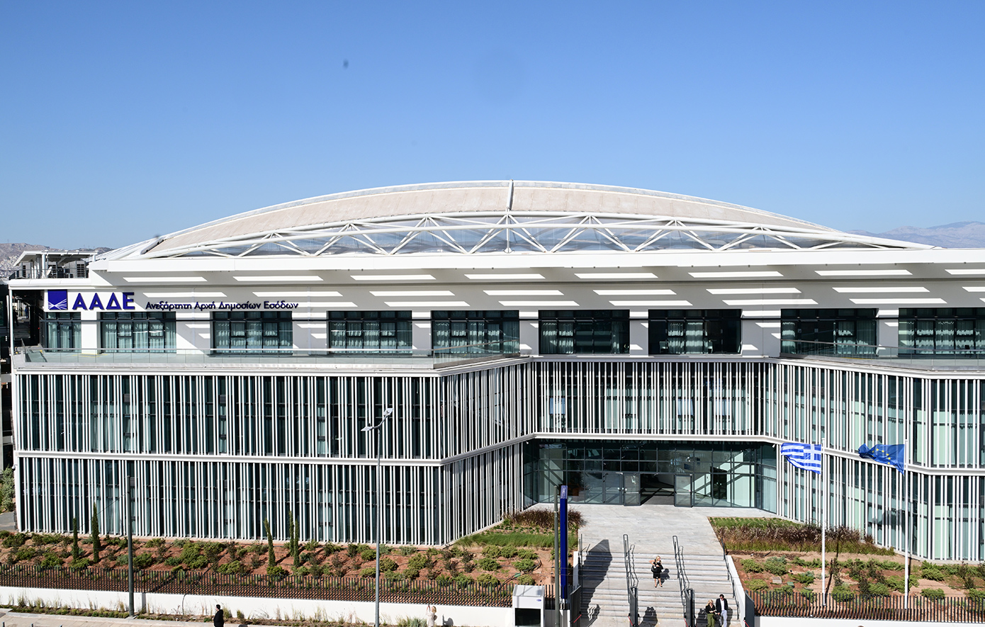 Πρωταθλήτρια η Ελλάδα στη μείωση της φοροδιαφυγής: Κάτω από 10% το «κενό» ΦΠΑ το 2024 &#8211; Έπεσε κατά 55% σε μια 5ετία