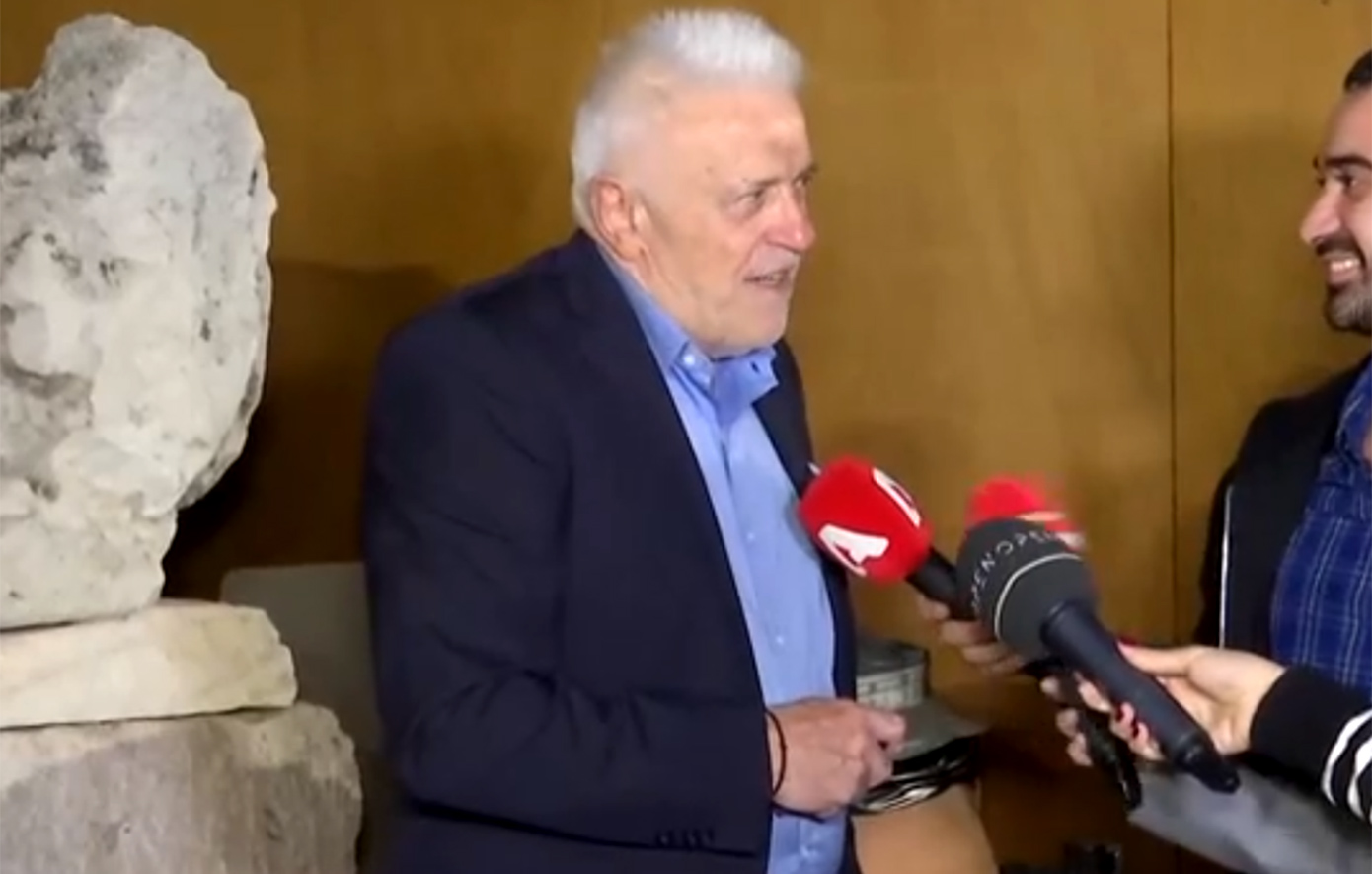 Ο πατέρας του Αργυρού ανυπομονεί να γίνει παππούς – Η αφιέρωση του τραγουδιστή στην αγαπημένη του πάνω στη σκηνή του Ηρωδείου