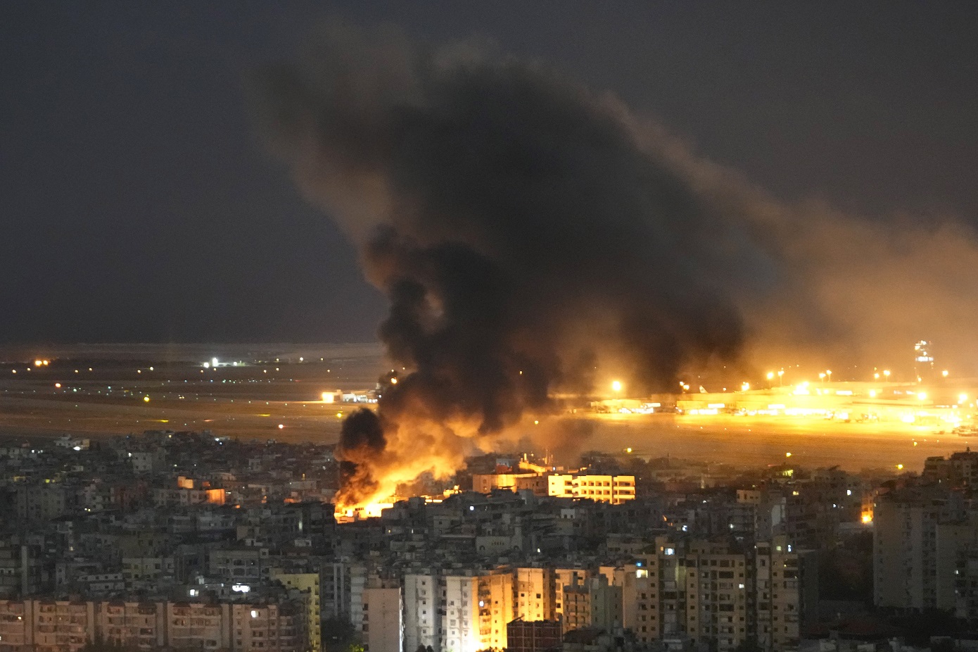 Τουλάχιστον τέσσερις νεκροί και δεκάδες τραυματίες από ισραηλινό πλήγμα στη Βηρυτό – Εκκενώνεται νοσοκομείο