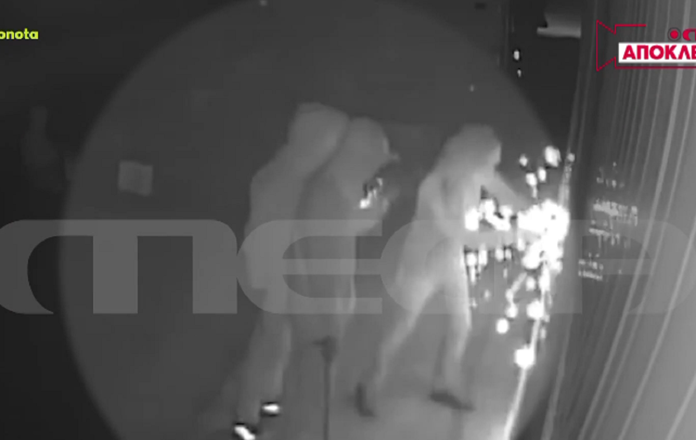 Βίντεο-ντοκουμέντο με ληστεία σε συνεργείο αυτοκινήτων στον Ασπρόπυργο – Έκοψαν με τροχό σιδερένια πόρτα