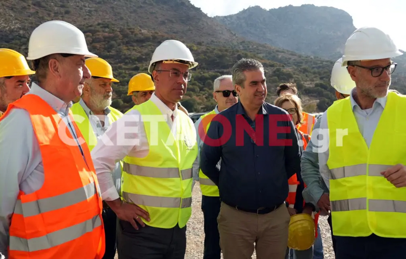 Ικανοποίηση από την πορεία εργασιών στον ΒΟΑΚ – Αυτοψία σε εργοτάξια από τον Χρήστο Σταϊκούρα