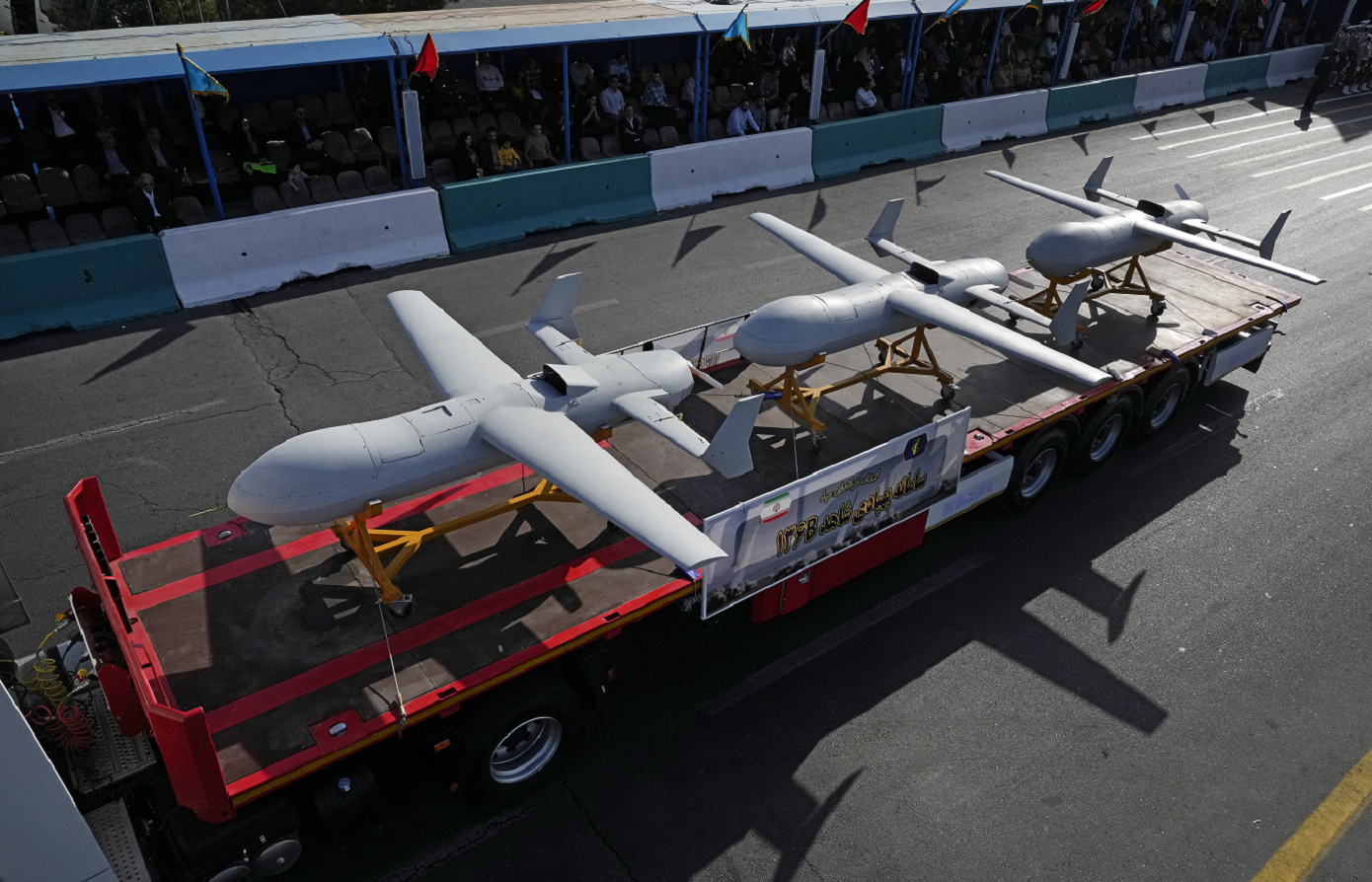 Το ουκρανικό drone «Sting» έρχεται ως απάντηση στα ιρανικά Shahed – Λειτουργεί με γυαλιά VR