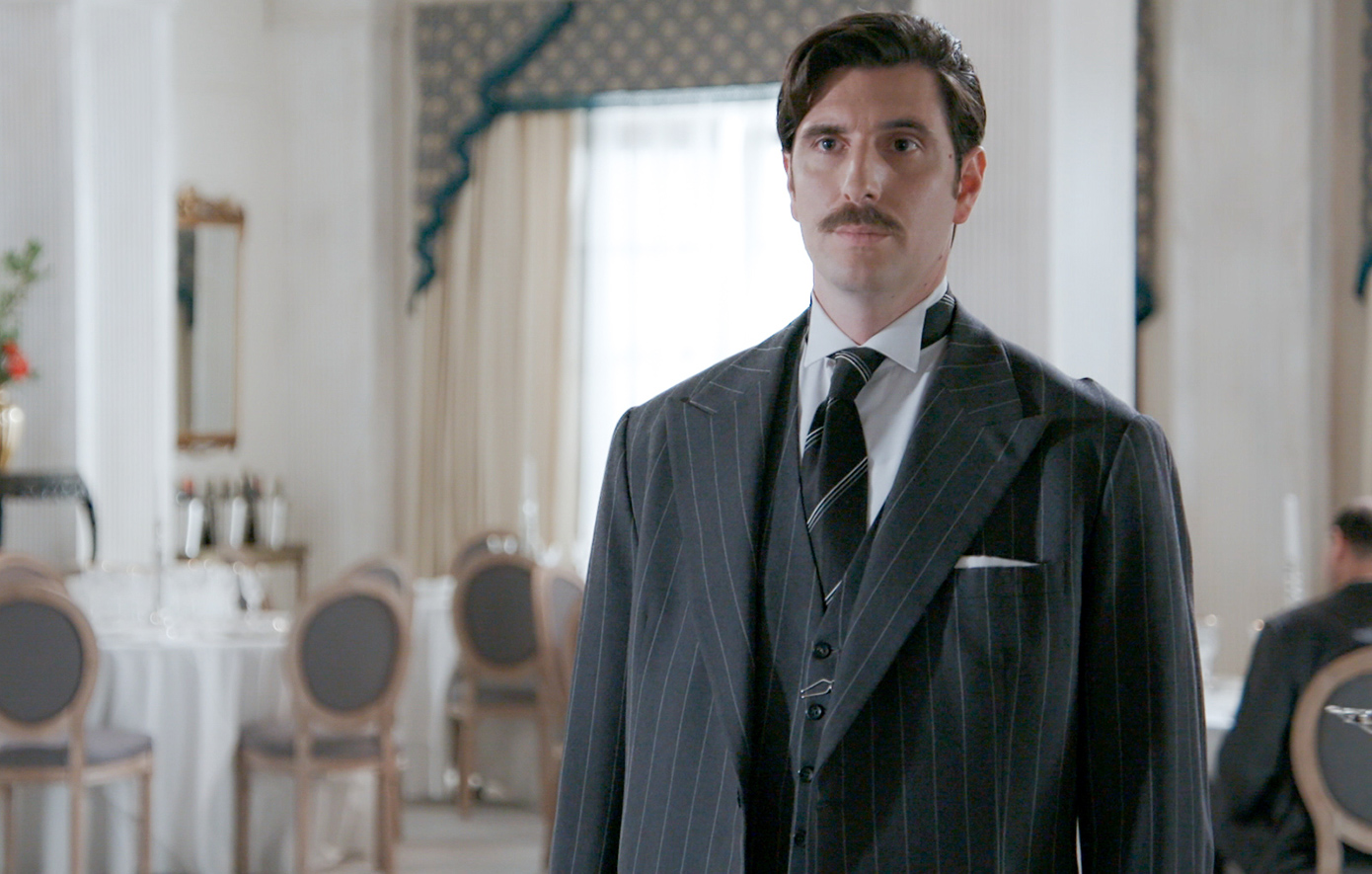 «Grand Hotel»: Δύο γυναίκες κρατούν μυστική την πραγματική ταυτότητα του Ρήγα