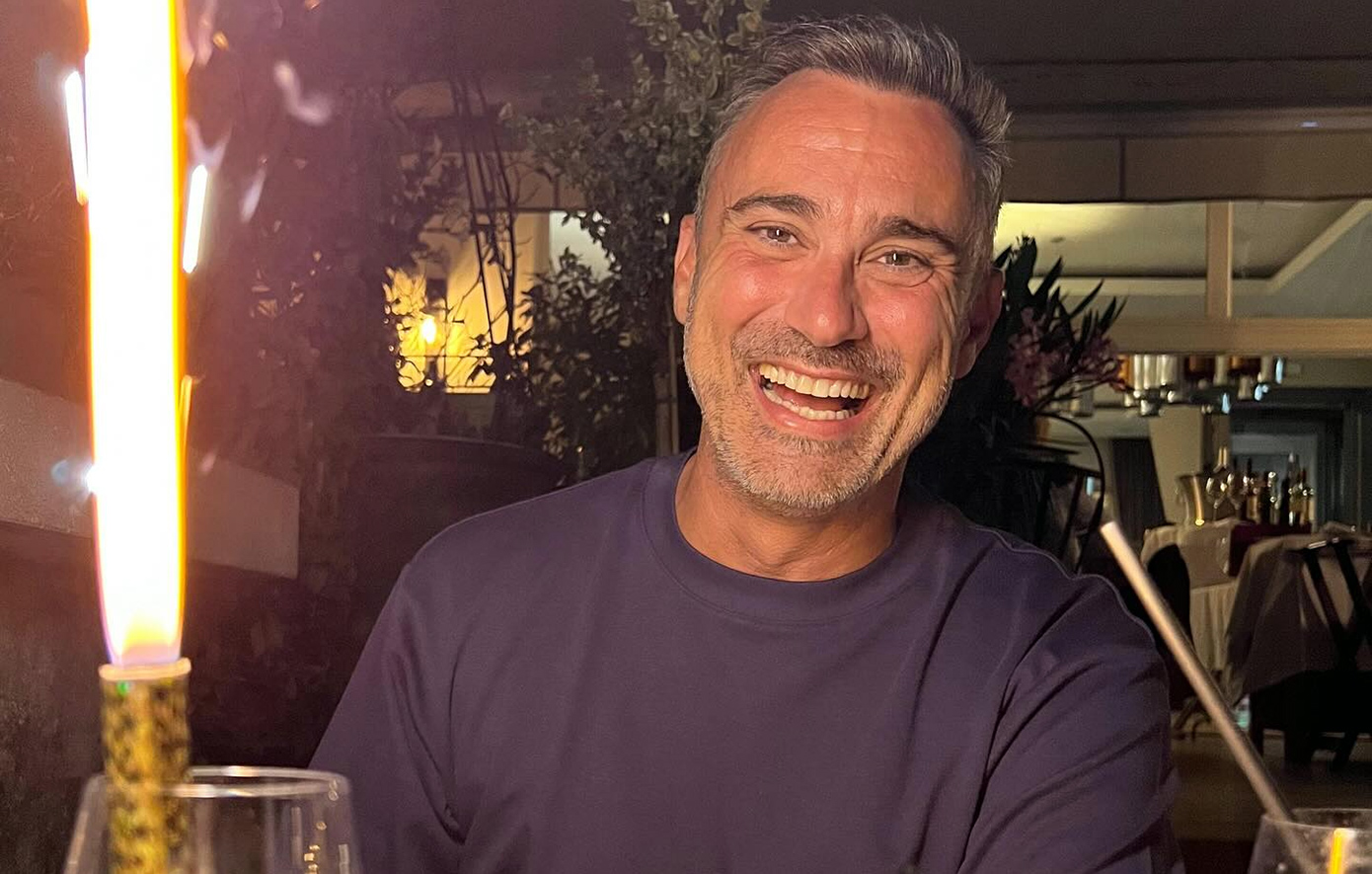 Μίνι reunion για τους πρωταγωνιστές του «Παρά Πέντε» – O Γιώργος Καπουτζίδης ποζάρει με την «Αγγέλα» και τον «Αλέξη»