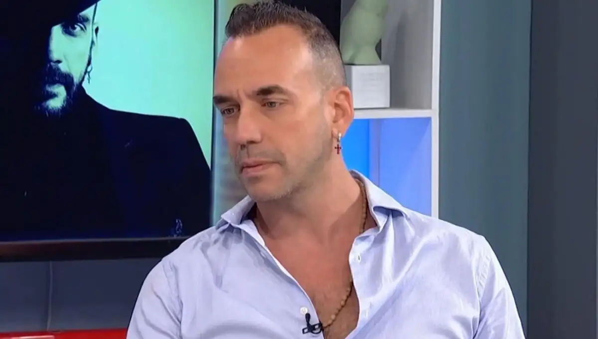 Πάνος Μουζουράκης: To αλκοόλ ξεκλείδωσε τον άλλο μου χαρακτήρα – Σαν να πήρε ο Αστερίξ το ελιξίριο του