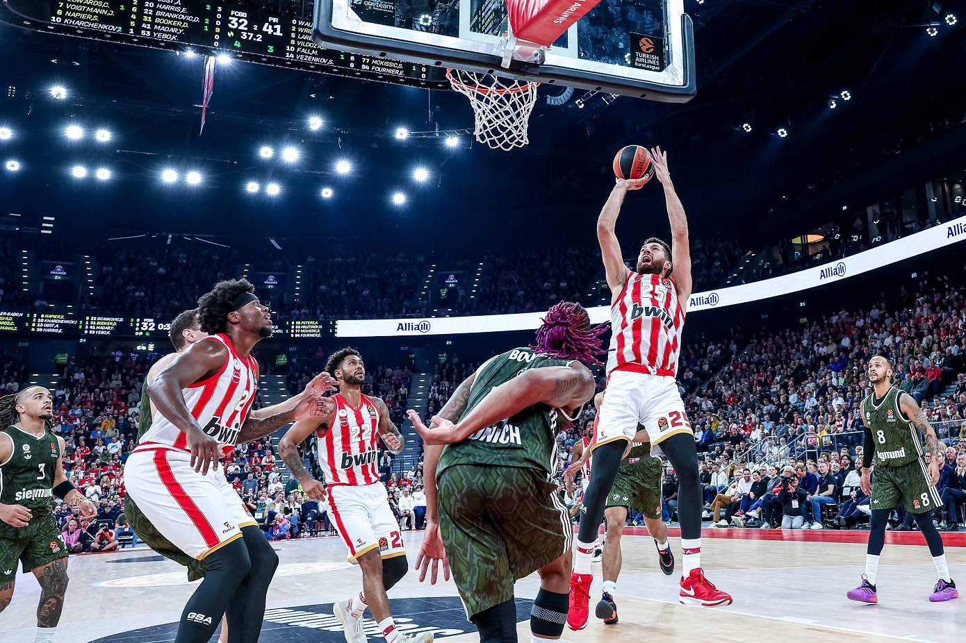 Μπάγερν – Ολυμπιακός 84-80: Προβλημάτισε και ηττήθηκε στο Μόναχο