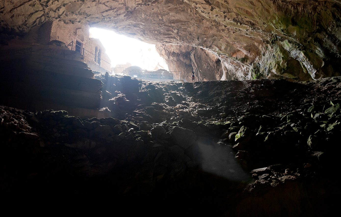 Πάρνηθα σπηλιά Νταβέλη Πάρνηθα σπηλιά Νταβέλη