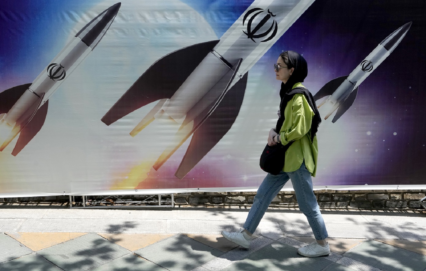 Θα χτυπήσει το Ισραήλ τα πυρηνικά του Ιράν; – Αναλυτής του CNN απαντά στο ερώτημα που ανησυχεί τη Μέση Ανατολή