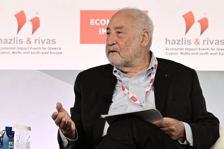 Στίγκλιτζ – Economist: «Η κλιματική κρίση απαιτεί παγκόσμιες λύσεις»