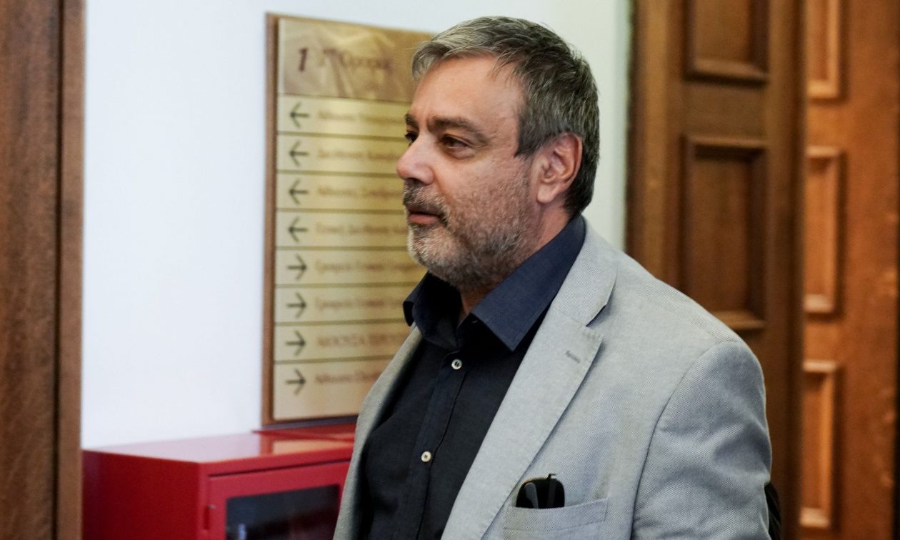 Βερναρδάκης σε Κασσελάκη: «Ας μην ανησυχεί – Κάνω πάντα νόμιμα πράγματα και απολύτως συνειδητά»