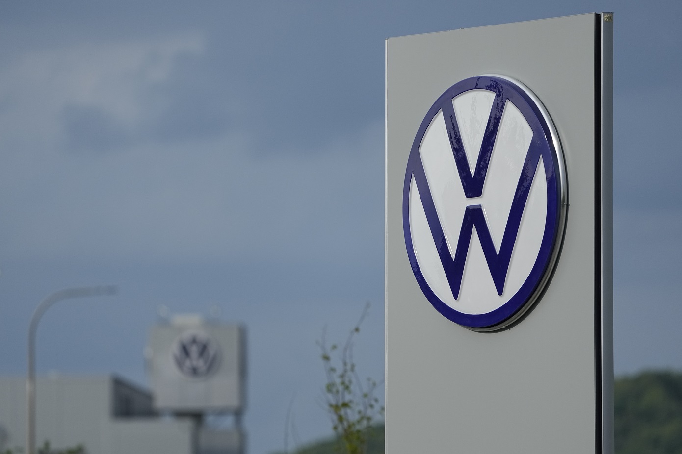 Η VW καταργεί και τα «επετειακά» μπόνους των εργαζομένων