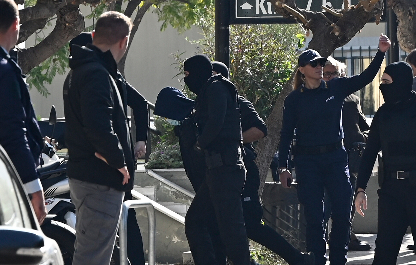 Προθεσμία για να απολογηθεί το Σάββατο έλαβε ο 26χρονος για την έκρηξη στους Αμπελοκήπους