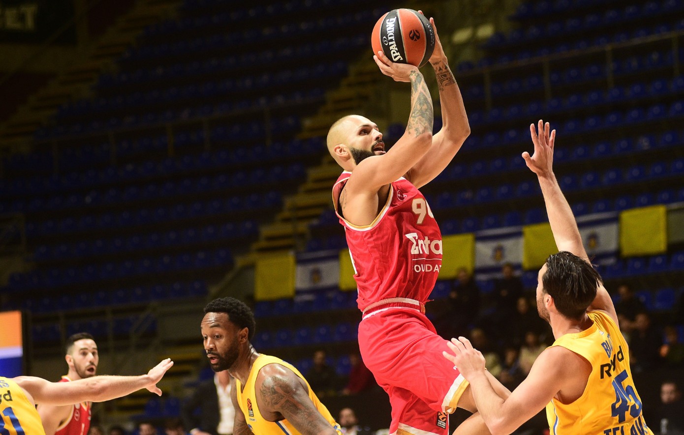 Μακάμπι Τελ Αβίβ – Ολυμπιακός 91-94: 5η συνεχόμενη νίκη το «τρένο» του Μπαρτζώκα