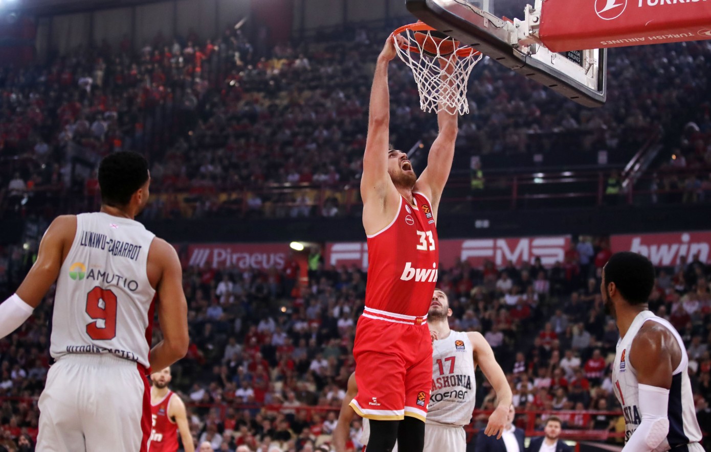 Ολυμπιακός – Μπασκόνια 92-69: Έκτη συνεχόμενη νίκη με νέο πάρτι