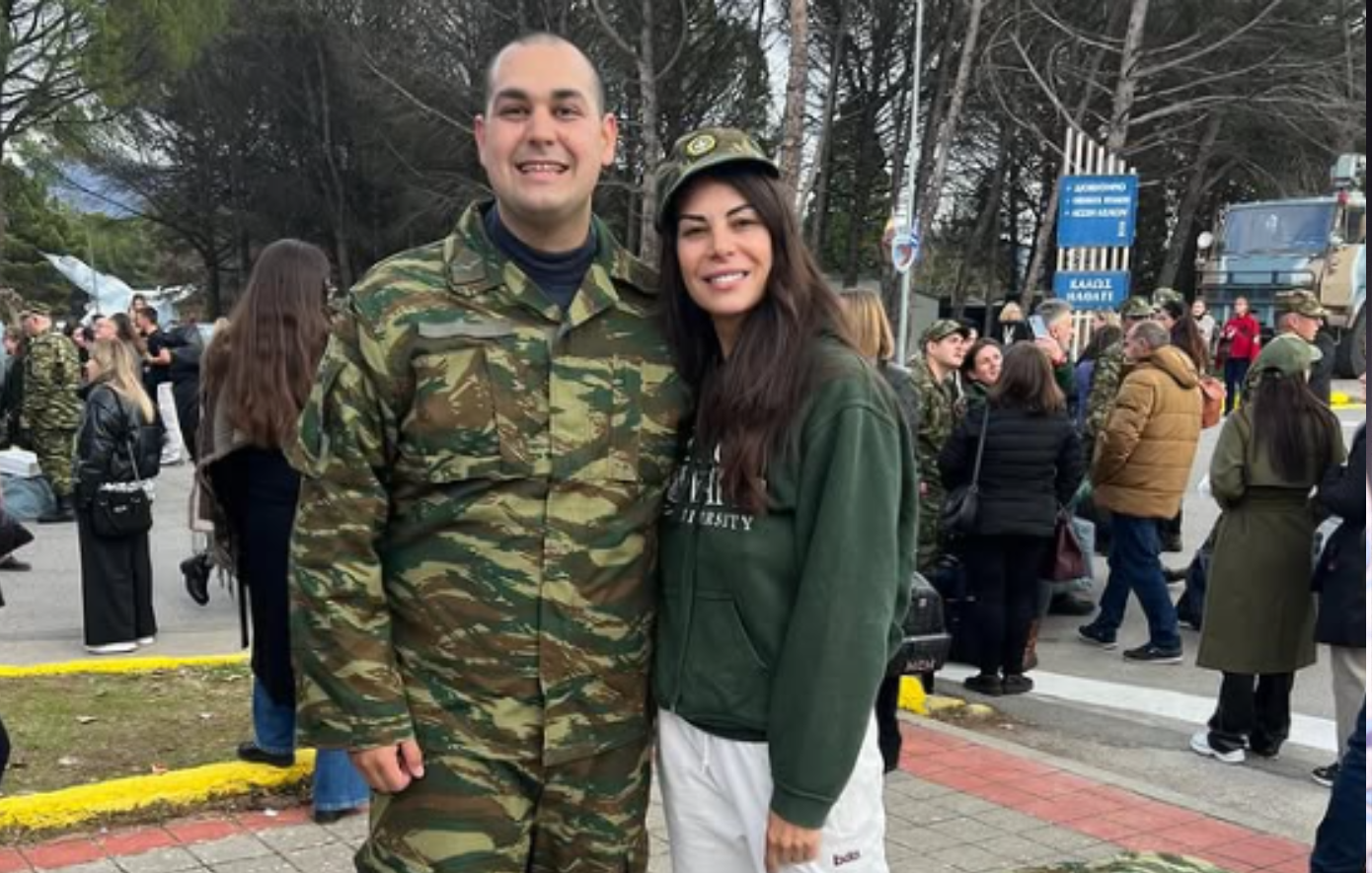 Εύη Βατίδου: Παρευρέθηκε στην ορκωμοσία του γιου της Χρήστου Κούγια στην Πολεμική Αεροπορία – Η φωτογραφία που ανέβασε