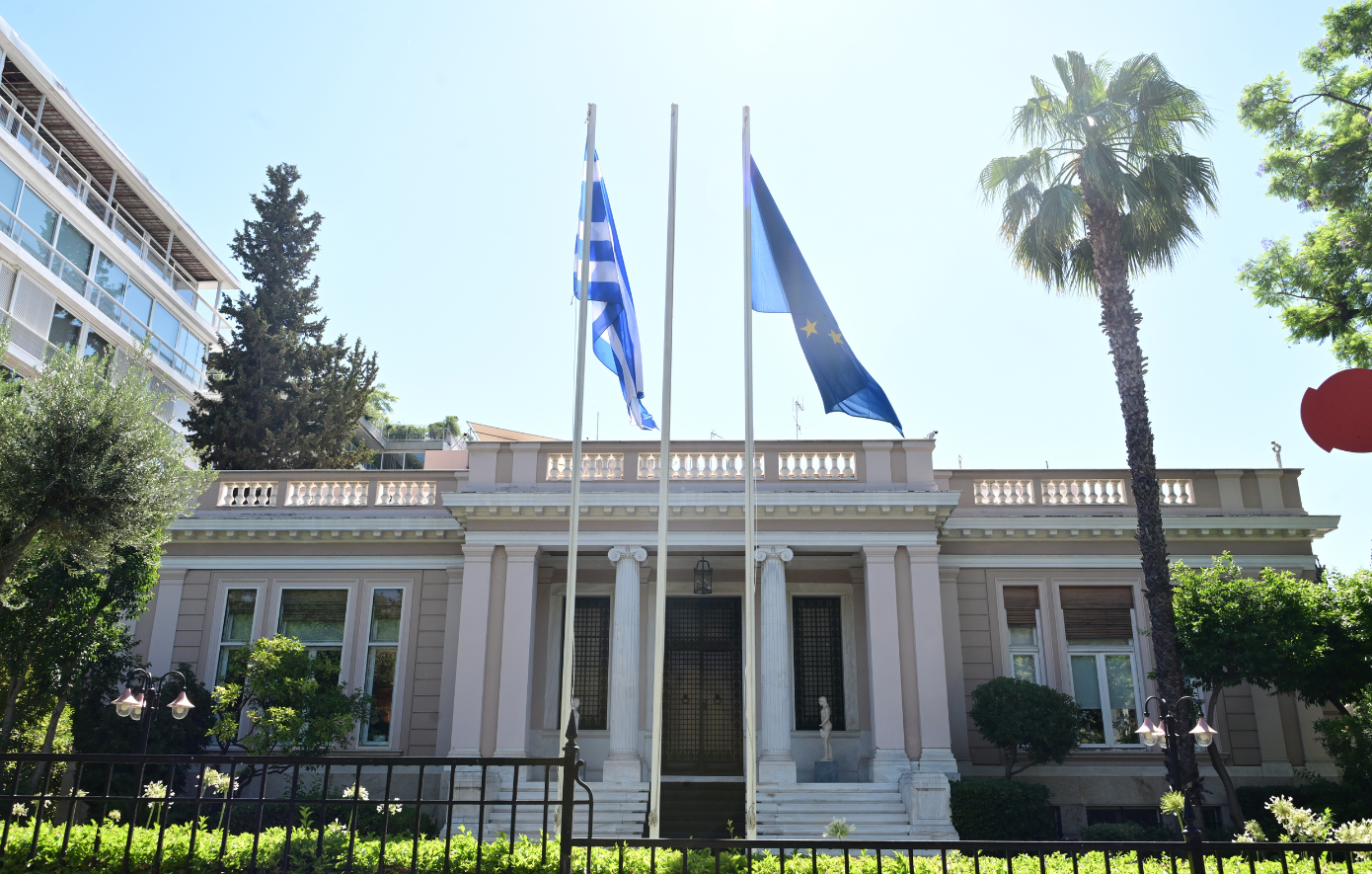 Ο οδικός χάρτης του Μαξίμου με το βλέμμα στην Ουάσιγκτον – Τι σημαίνει η νίκη Τραμπ