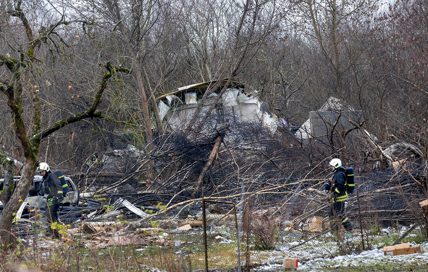 Πτώση αεροπλάνου της DHL κοντά στο αεροδρόμιο του Βίλνιους Πτώση αεροπλάνου της DHL κοντά στο αεροδρόμιο του Βίλνιους