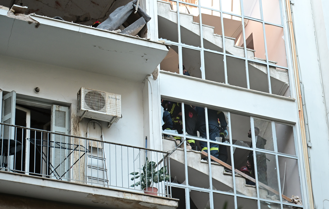 Ένας νεκρός από έκρηξη σε διαμέρισμα στους Αμπελόκηπους Ένας νεκρός από έκρηξη σε διαμέρισμα στους Αμπελόκηπους