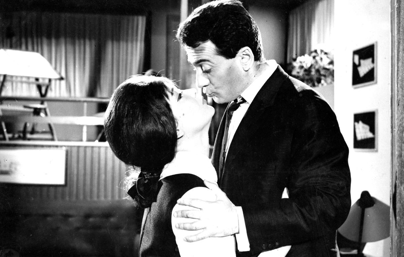 Δεσποινίς Διευθυντής Δεσποινίς Διευθυντής