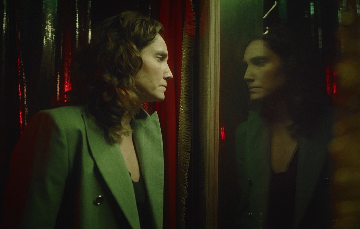 Διάφανη αγάπη Διάφανη αγάπη