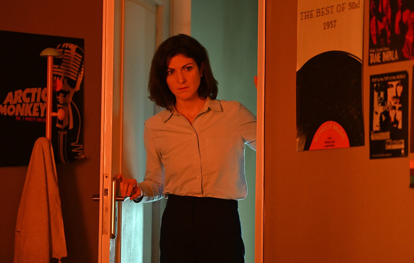 Διάφανη αγάπη Διάφανη αγάπη