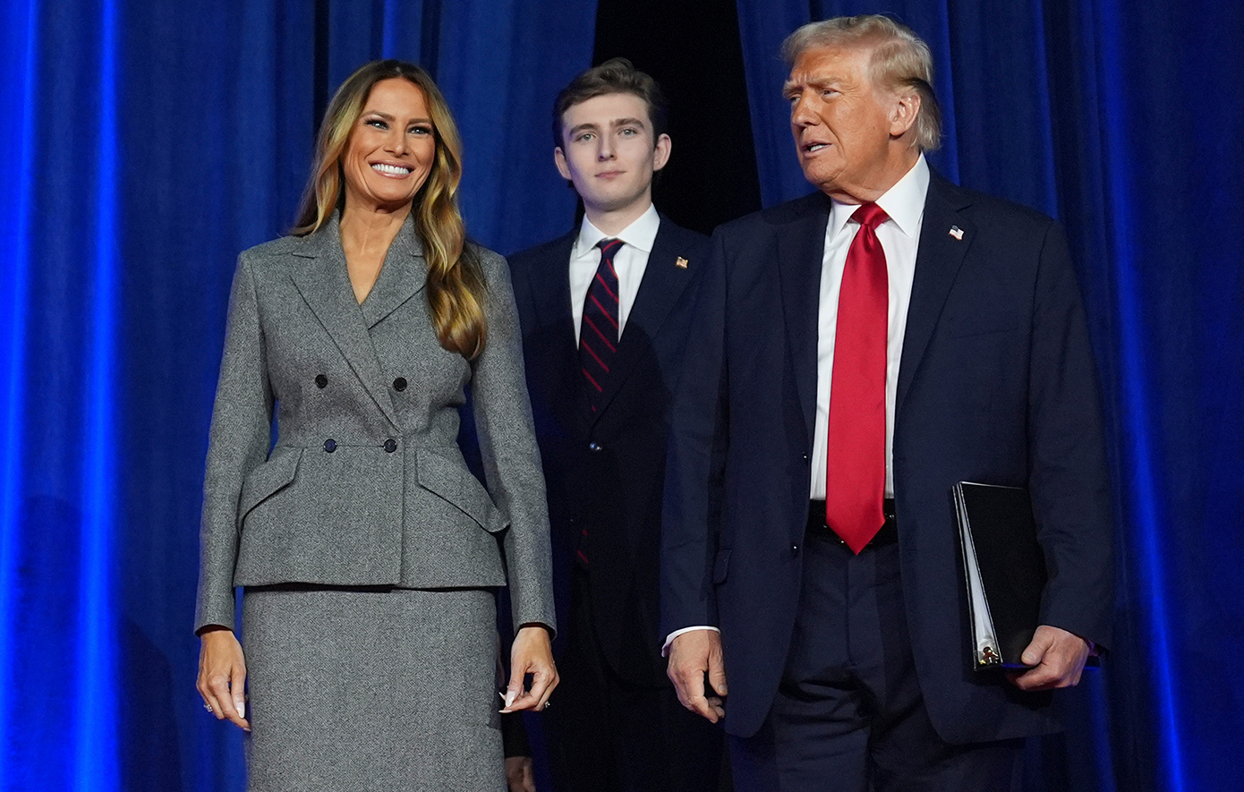 Ντόναλν Τραμπ - Μελάνια Τραμπ Ντόναλν Τραμπ - Μελάνια Τραμπ