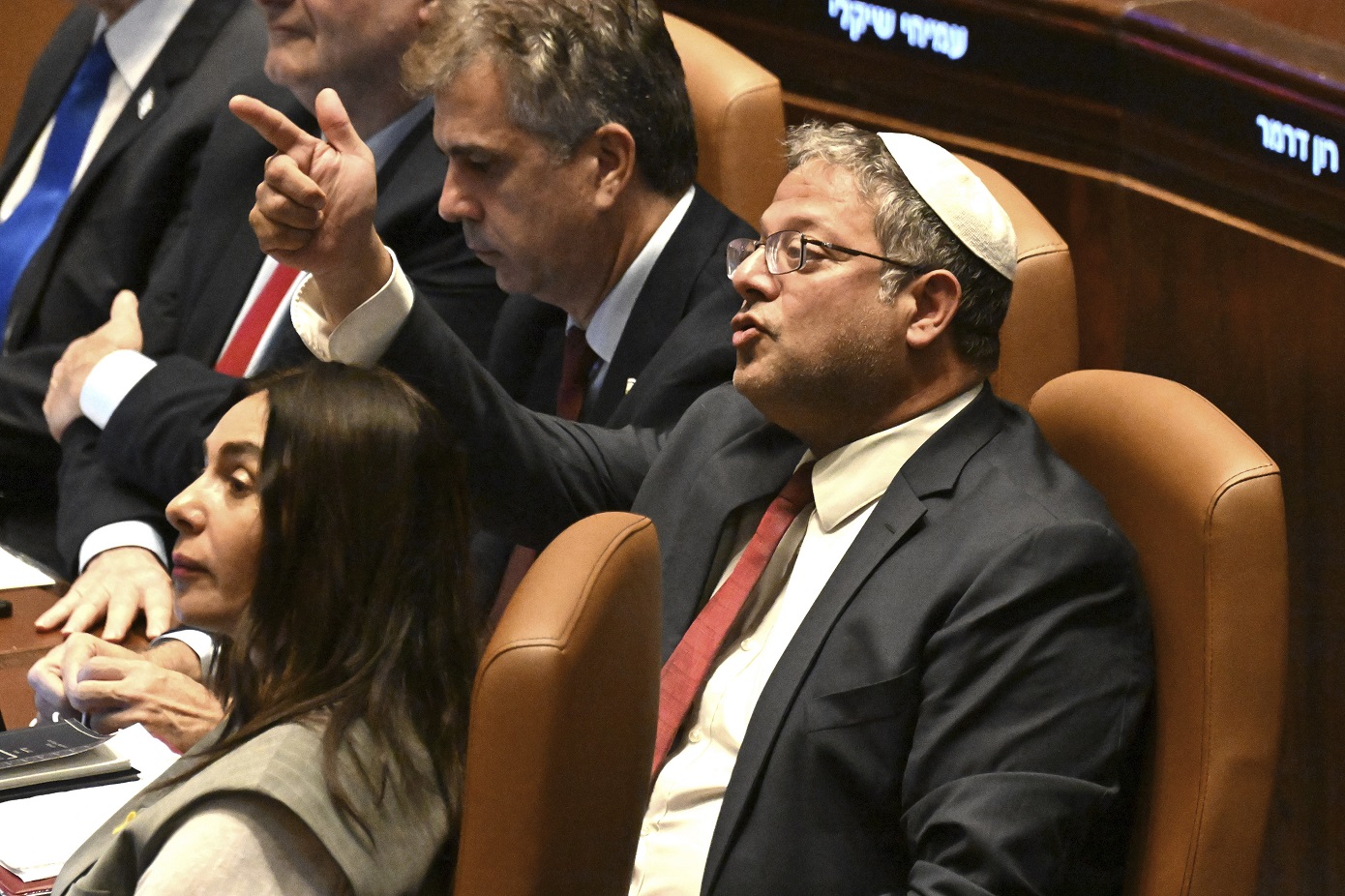 Ο υπουργός Ασφαλείας του Ισραήλ «προσευχήθηκε» για τους ομήρους στο Τέμενος Αλ Άκσα – Οργή σε Ιορδανία και Παλαιστίνη