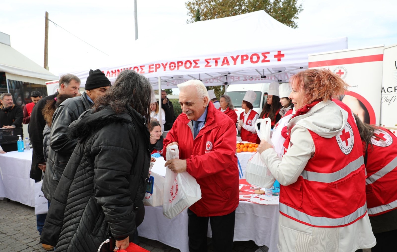 ΕΕΣ: Θα προσφέρει εορταστικά γεύματα στους άστεγους συνανθρώπους μας