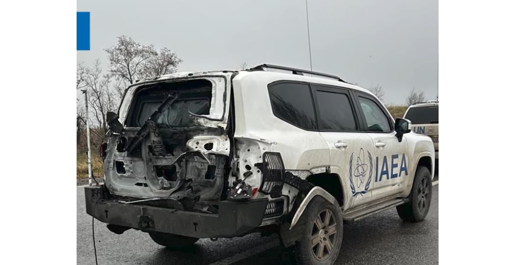 Drone έπληξε αυτοκίνητο του ΔΟΑΕ που κατευθυνόταν στον πυρηνικό σταθμό της Ζαπορίζια