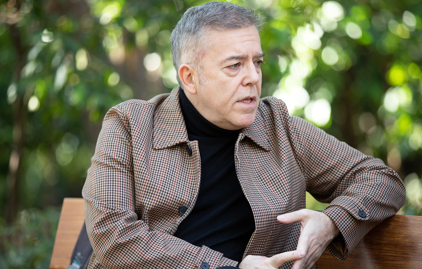 Γιάννης Καλαβριανός Γιάννης Καλαβριανός