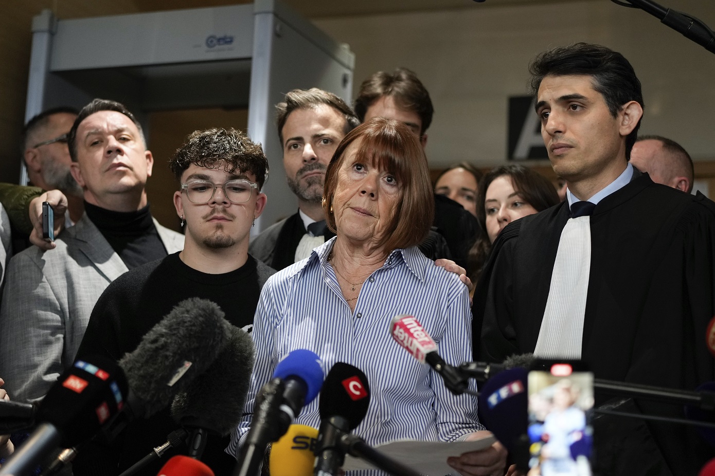 Ζιζέλ Πελικό: Δεν μετάνιωσα ποτέ για τη δημόσια δίκη – Η πρώτη δήλωσή της μετά την απόφαση του δικαστηρίου