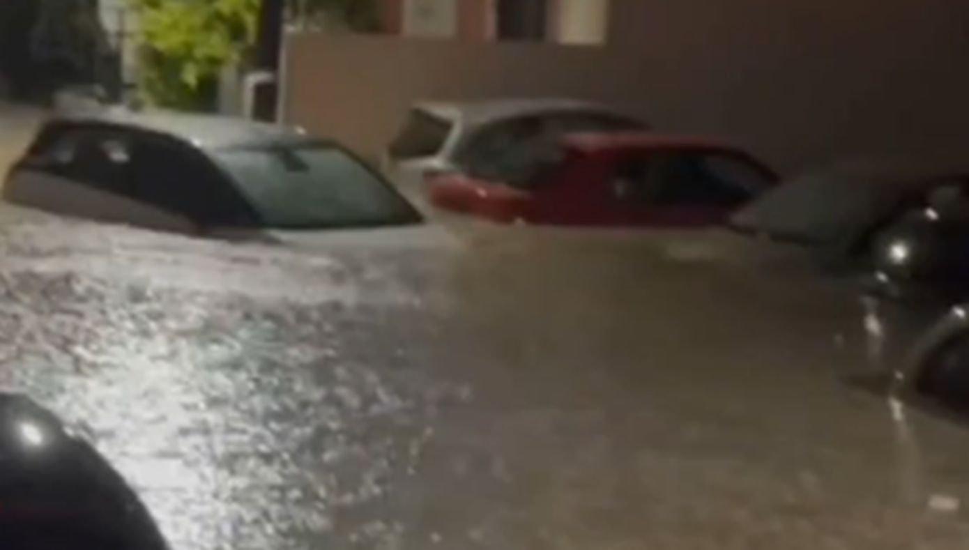 Κακοκαιρία Bora: 1.758 κλήσεις έχει δεχθεί η πυροσβεστική – Οι 1.000 από αυτές στη Ρόδο
