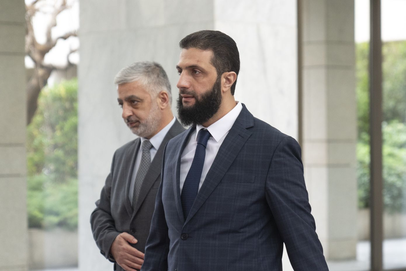 Αχμέντ αλ Σαράα: Εκλογές στη Συρία σε 4 χρόνια – Η επόμενη ημέρα μετά την πτώση του Άσαντ και οι σχέσεις με τη Ρωσία