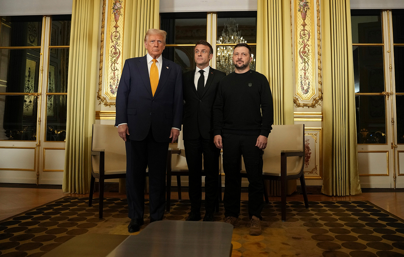 Βολοντίμιρ Ζελένσκι - Ντόναλντ Τραμπ - Εμανουέλ Μακρόν