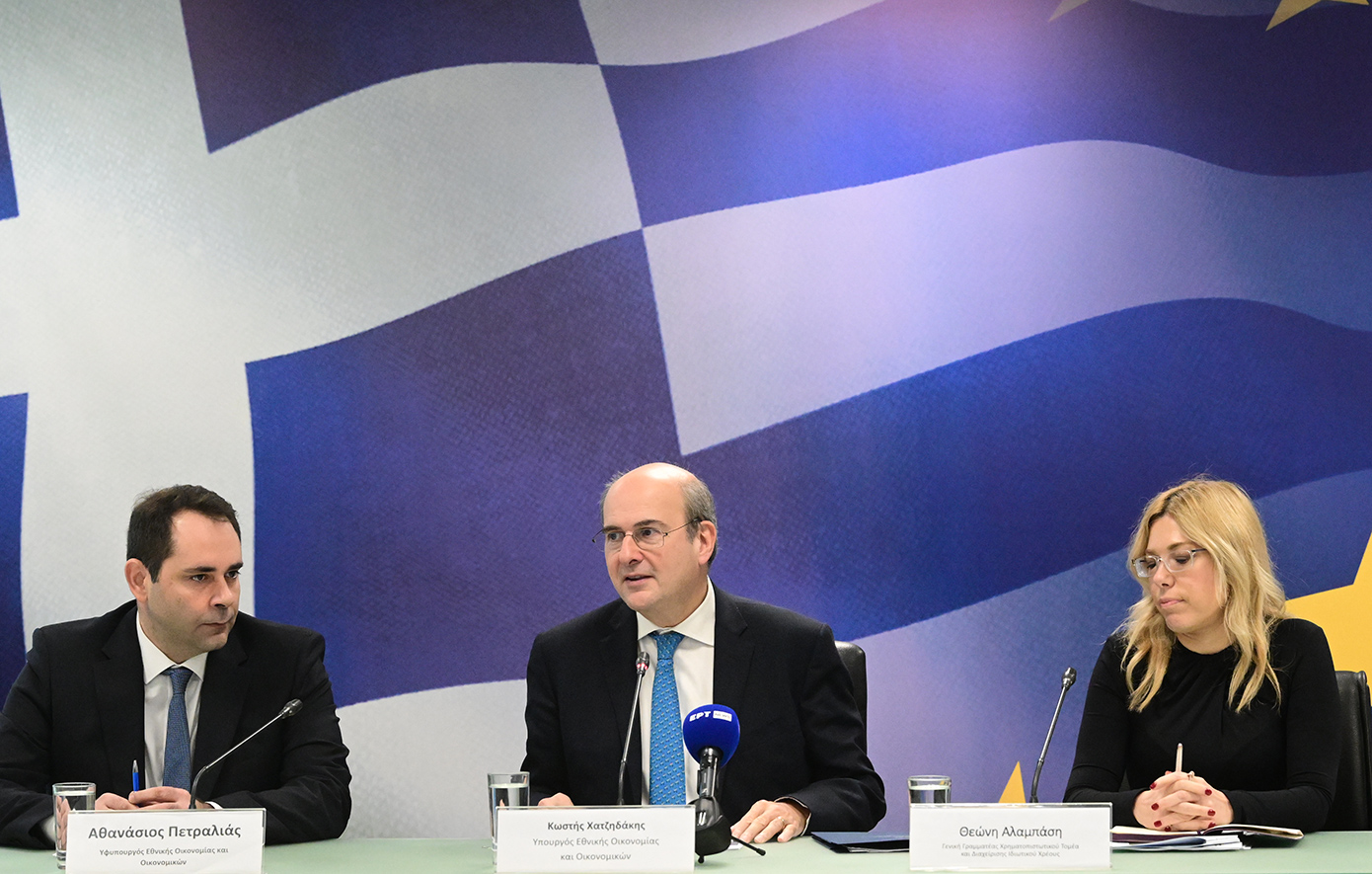 Η εξειδίκευση των παρεμβάσεων για τράπεζες, ενστόλους και συνταξιούχους από τον Κ. Χατζηδάκη Η εξειδίκευση των παρεμβάσεων για τράπεζες, ενστόλους και συνταξιούχους από τον Κ. Χατζηδάκη