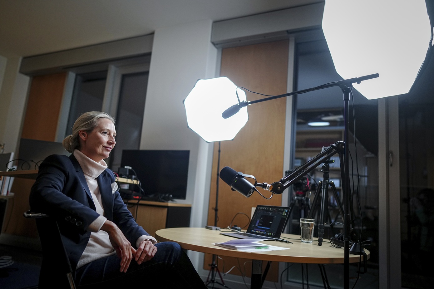 Η Άλις Βάιντελ θαυμάζει τον Έλον Μασκ – «Μόνο η AfD μπορεί να σώσει την Γερμανία» δήλωσε ο δισεκατομμυριούχος