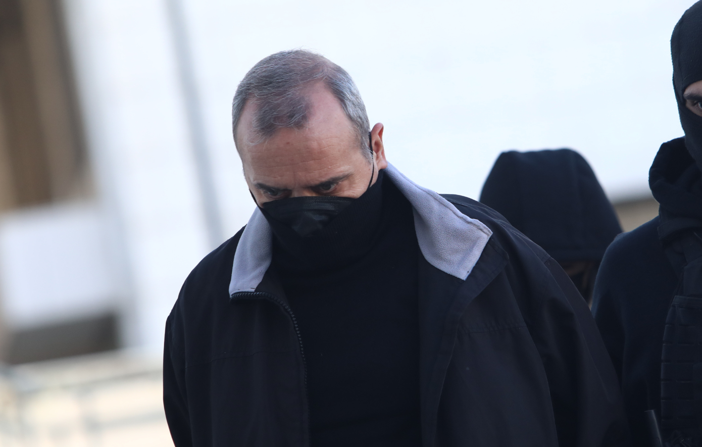 Ο Μίχος πλήρωνε το κύκλωμα προστασίας σε οίκους ανοχής για να εκδίδει τη 12χρονη στον Κολωνό – «Τόσο μικρή, θες να μπλέξουμε;»