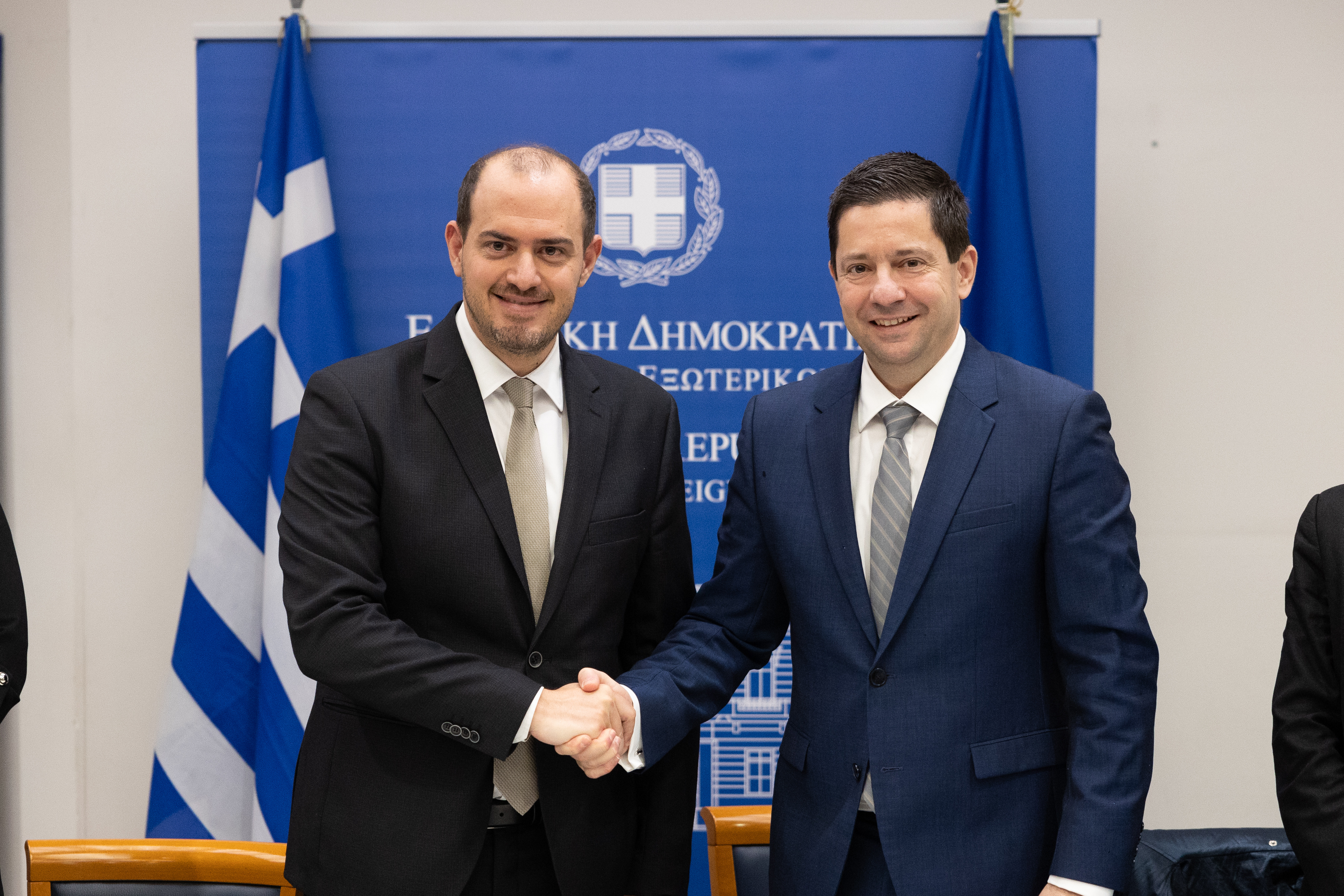 Υπογραφή πρωτοκόλλου συνεργασίας μεταξύ ΥΠΕΞ και ΕΚΠΑ
